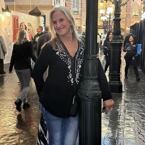 Meet your Posher, Dianna